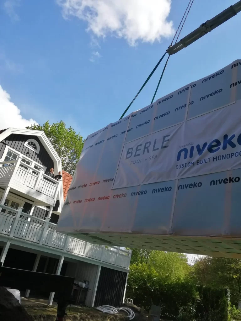 Niveko case heick