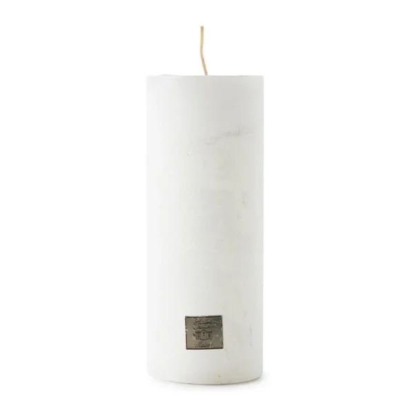 Rustikt bloklys i hvid voks som måler 7x18cm fra Rivièra Maison