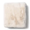 Heather faux fur plaid fra Rivièra Maison i størrelsen 180x130cm og i farven hvid